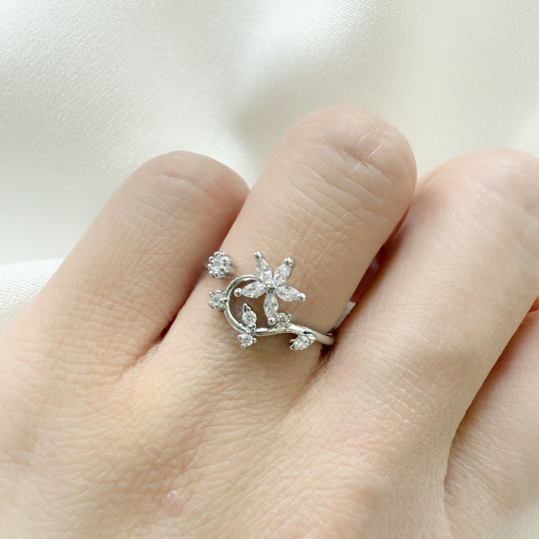Nail Adorned Dainty Floral Silver Adjustable Ring - Sisilia Jewels