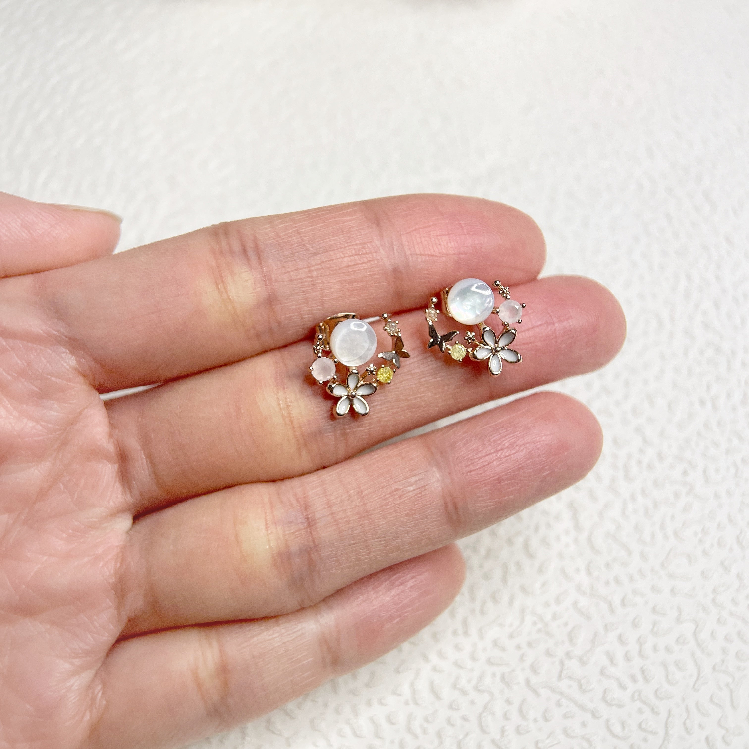 Adjustable Gold Ring & Flower Earring Studs Set - Sisilia Jewels