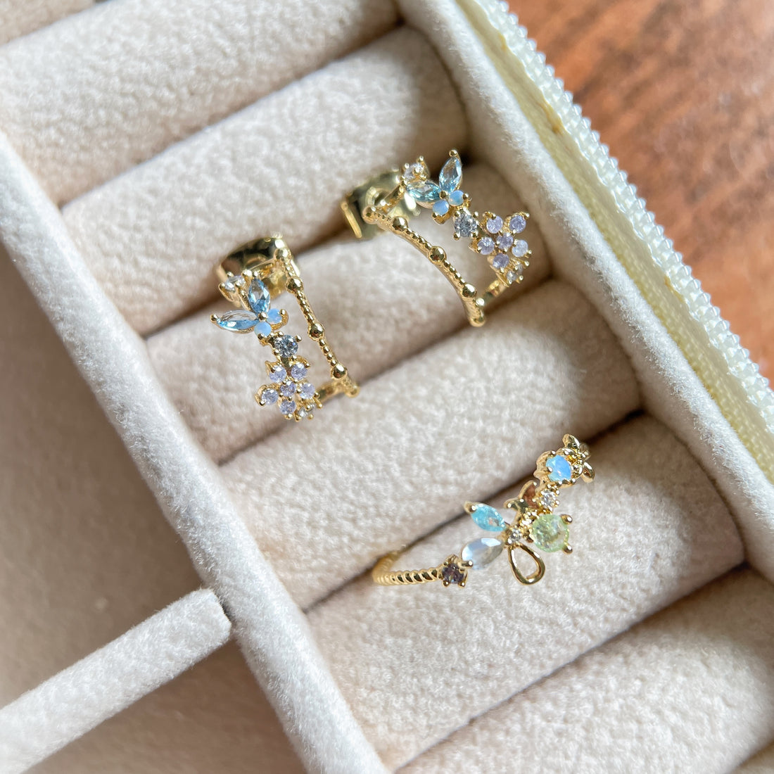 Butterfly Minimalist Gold Jewelry Set - Sisilia Jewels