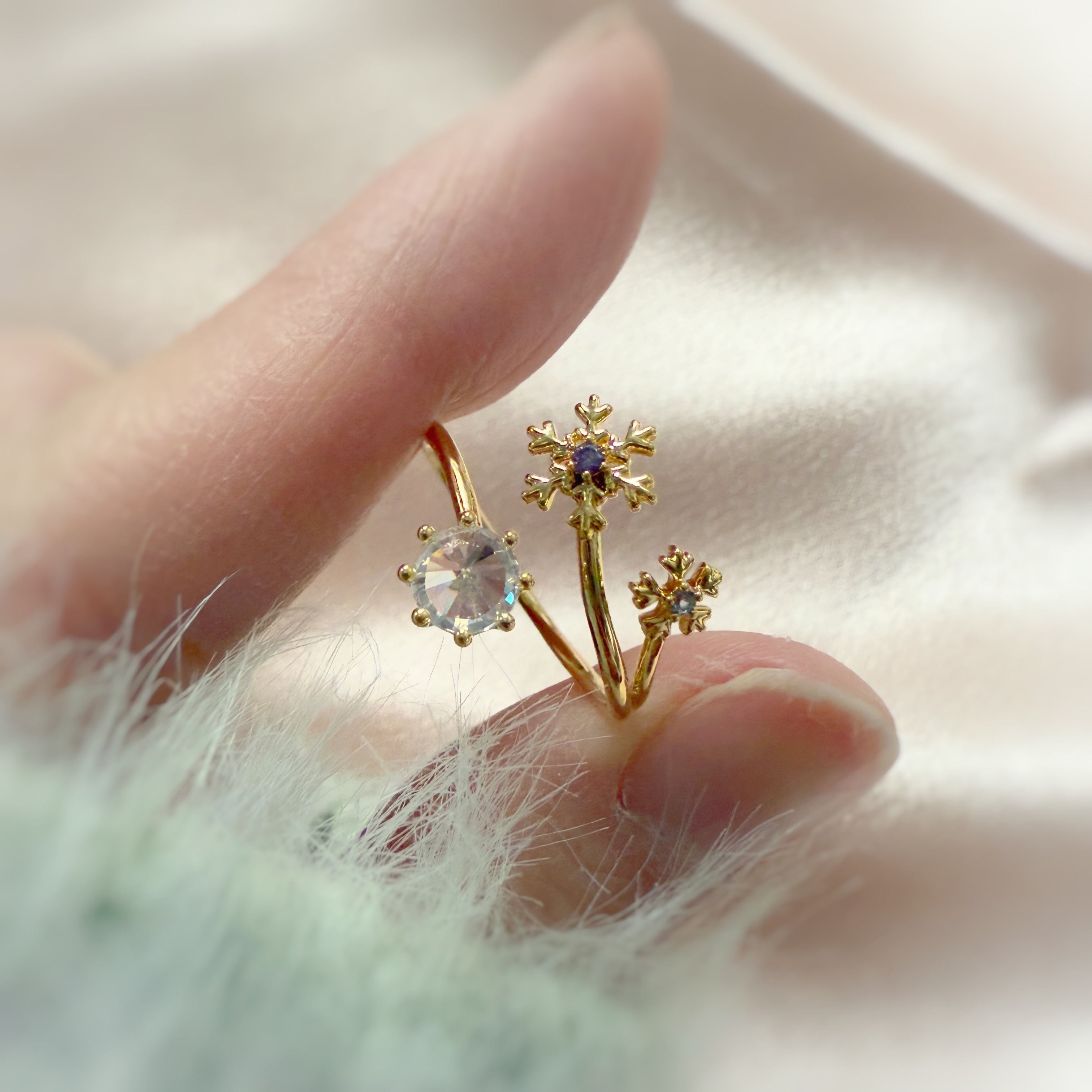 Sparkly Snowflake Gold Adjustable Ring - Sisilia Jewels
