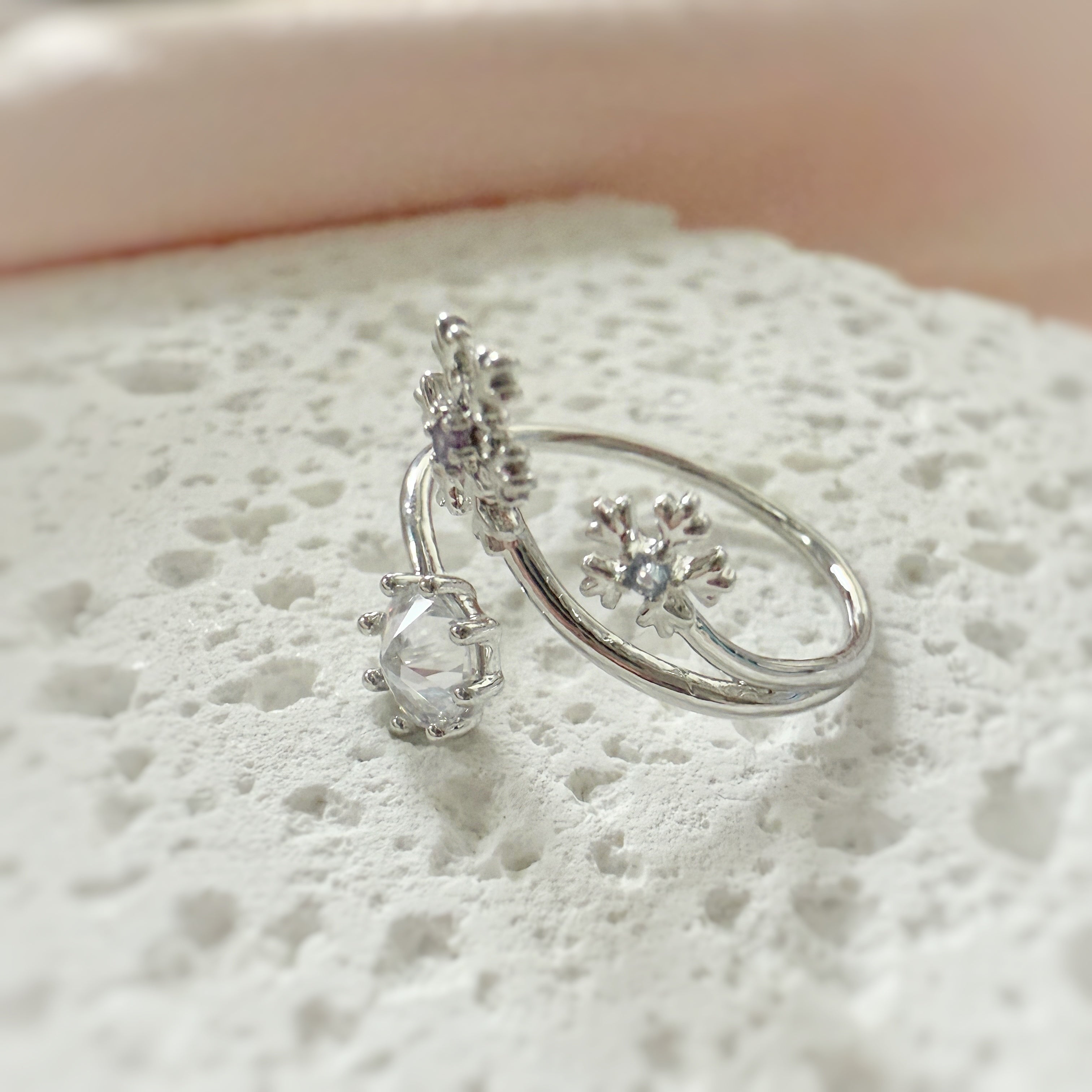 Sparkly Snowflake Silver Adjustable Ring - Sisilia Jewels