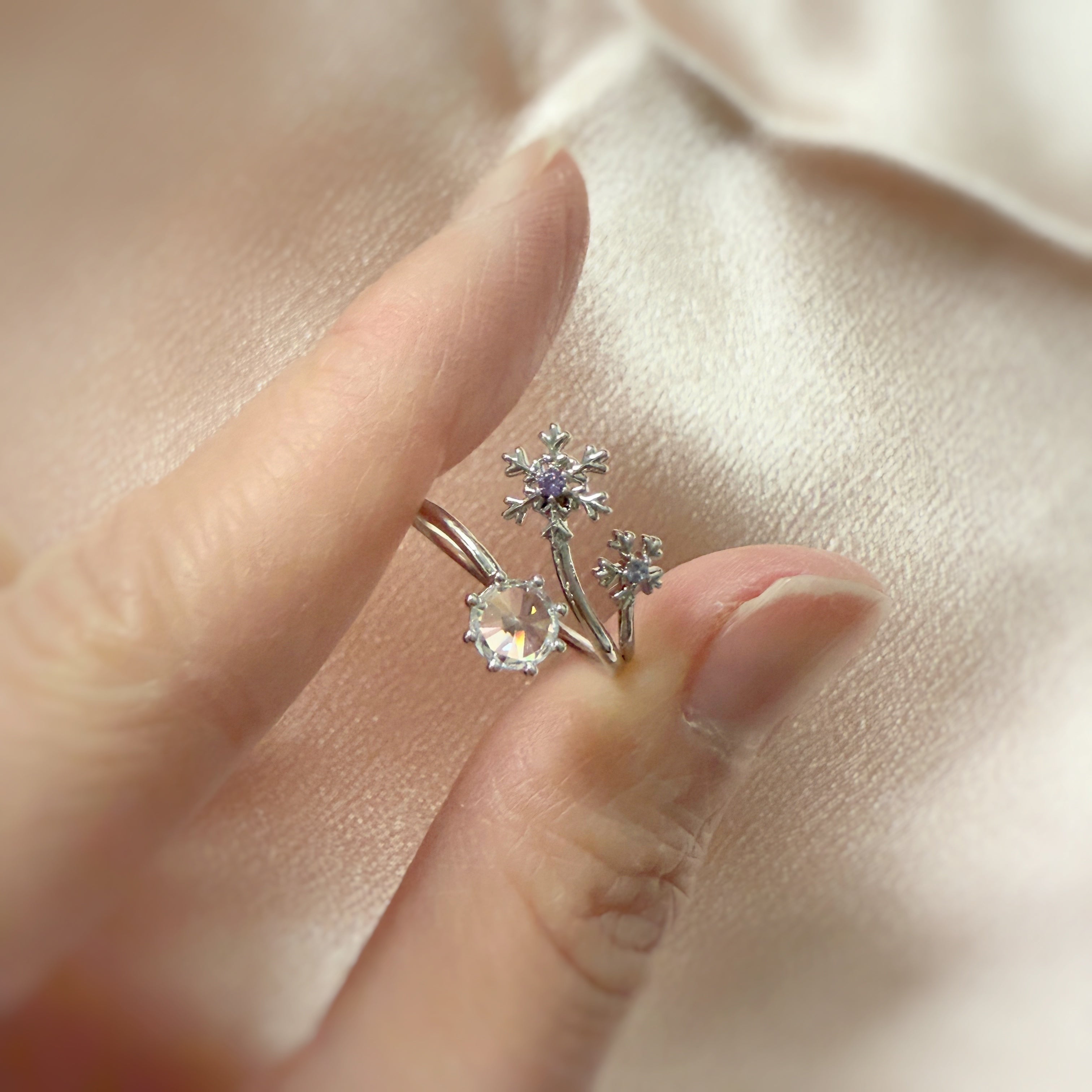 Sparkly Snowflake Silver Adjustable Ring - Sisilia Jewels