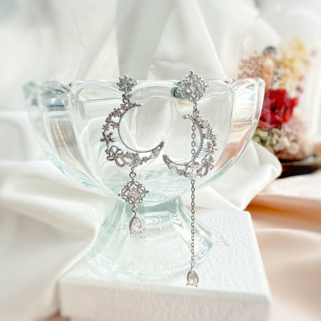 Flower On The Moon Silver Dangly Earrings - Sisilia Jewels