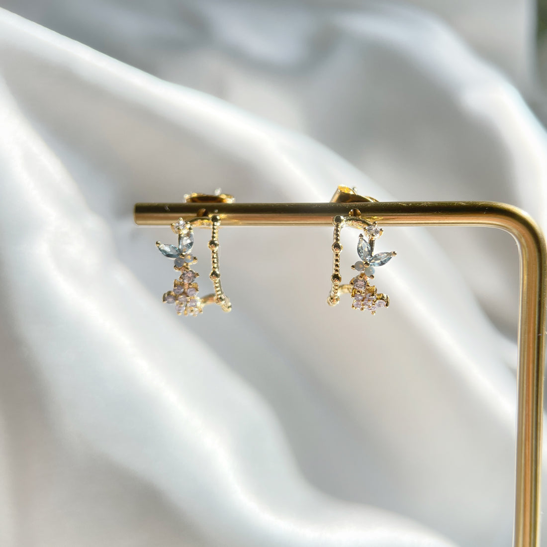 Butterfly Minimalist Gold Jewelry Set - Sisilia Jewels