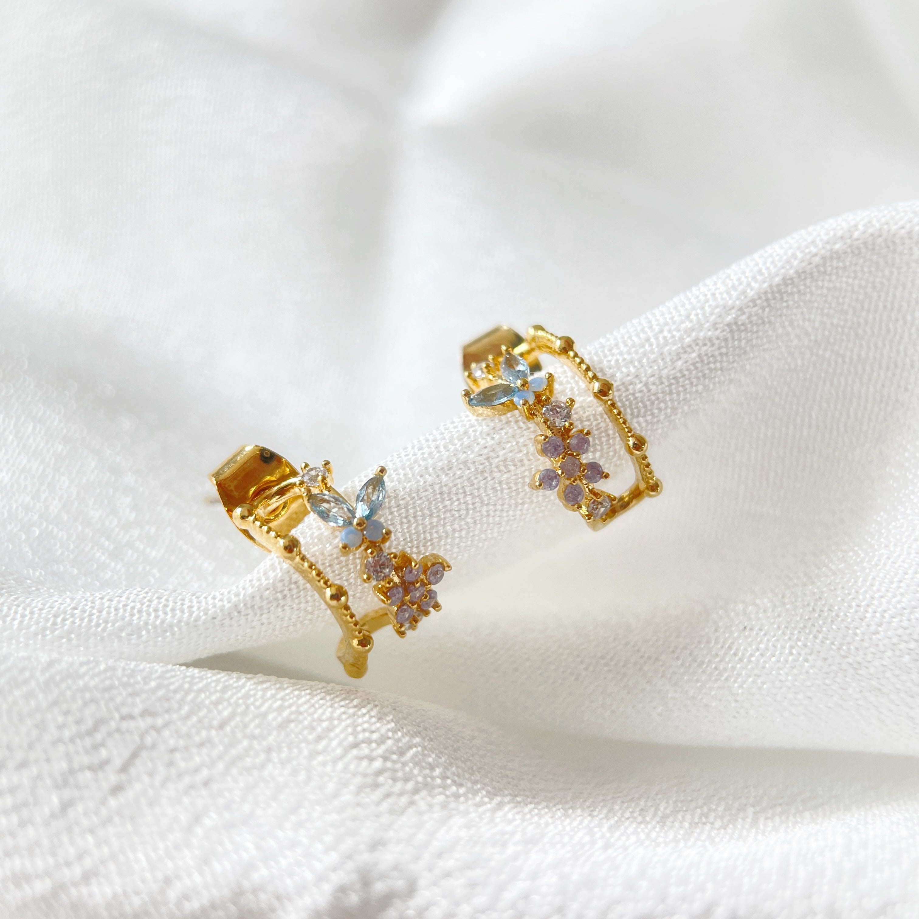 Butterfly Minimalist Gold Jewelry Set - Sisilia Jewels