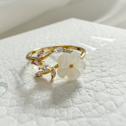 Mother-of-pearl Ring and Earrings Set