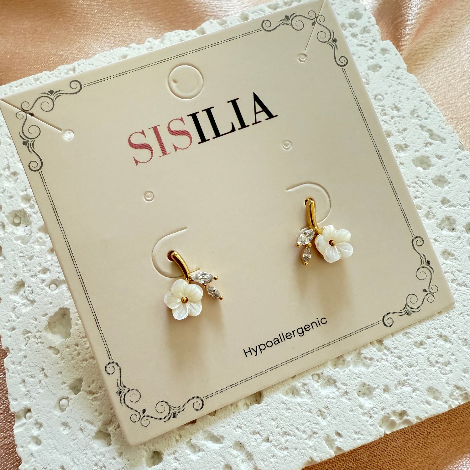 Mother-of-pearl Ring and Earrings Set