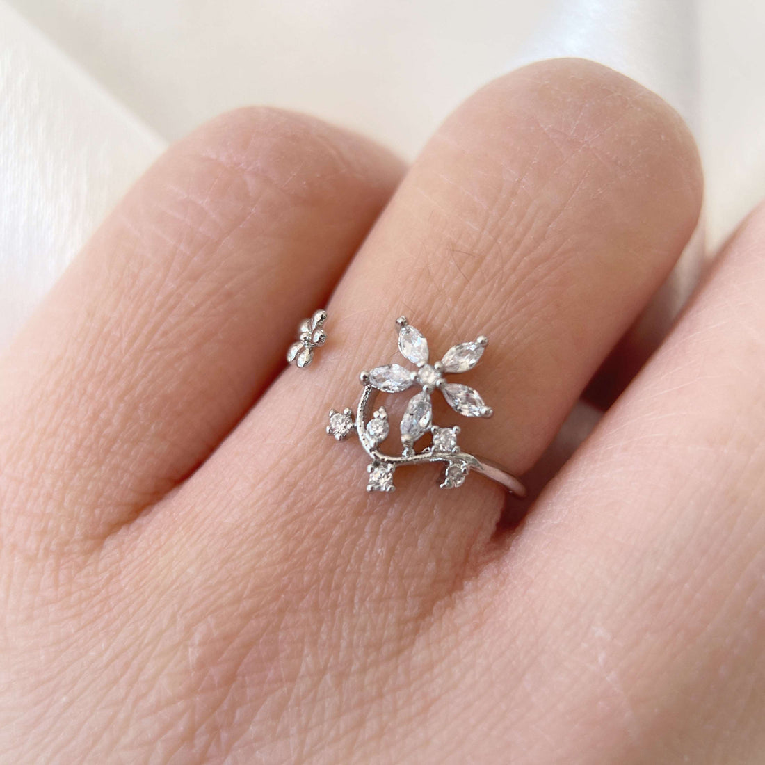 Nail Adorned Dainty Floral Silver Adjustable Ring - Sisilia Jewels